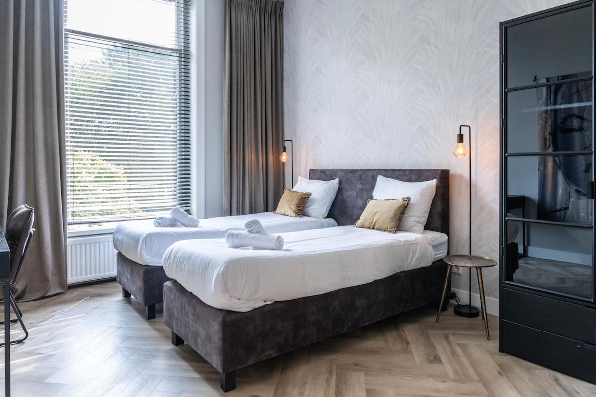 Xxl Loft With Bath Located Stadsvilla Tilburgo Exterior foto